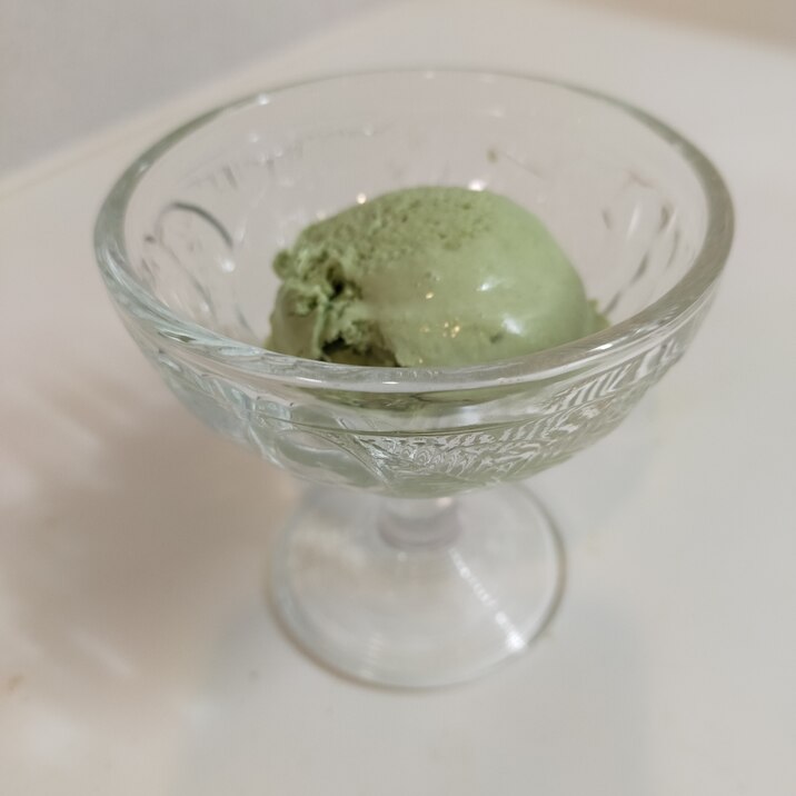 ブレンダーで作る　抹茶アイスクリーム